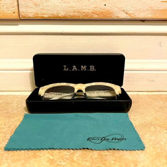 L.A.M.B. Eyeglasses with Case & cloth - Picture 2 of 9